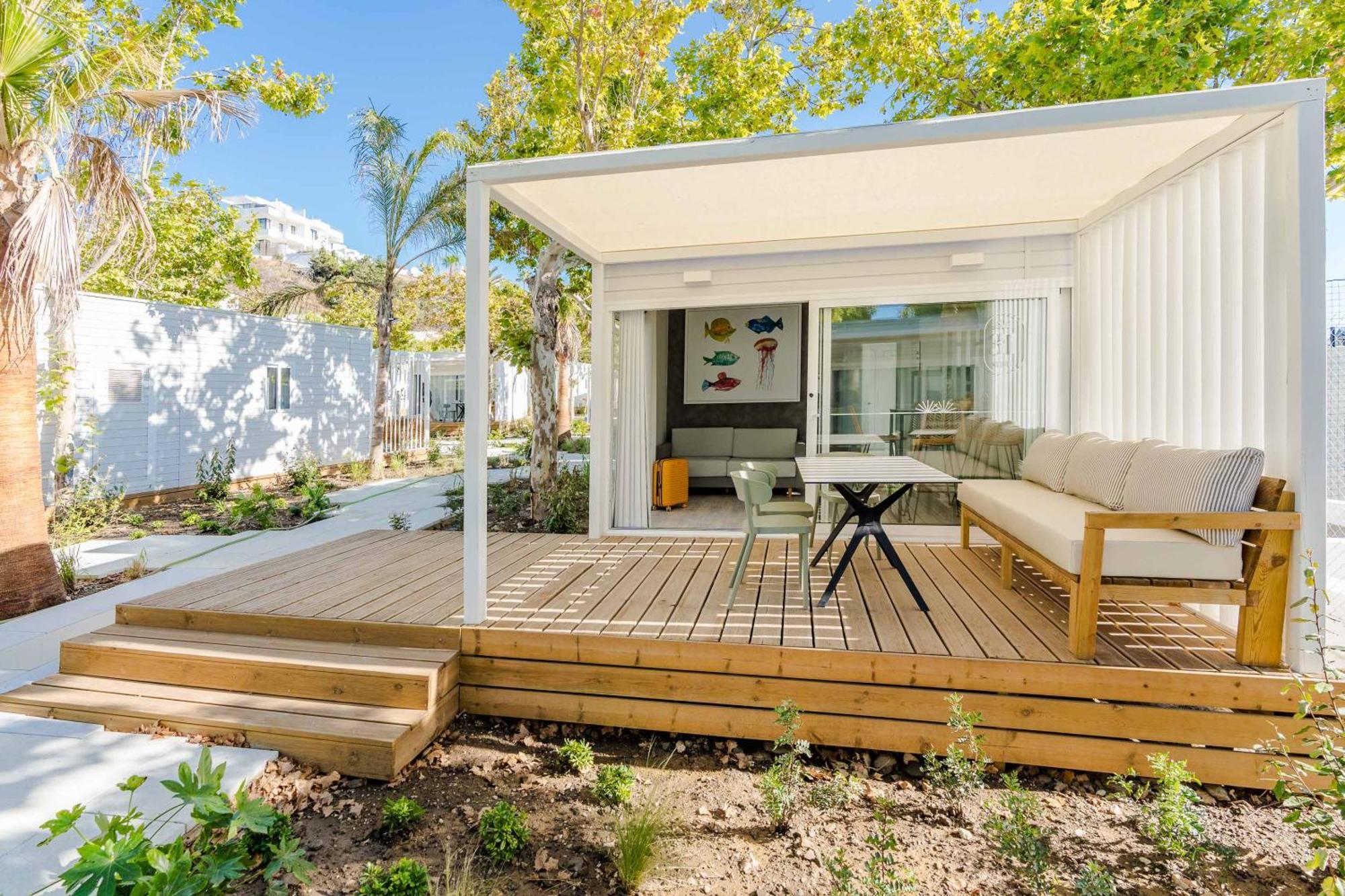 Costa Del Sol Glamping Village Фуэнхирола Экстерьер фото