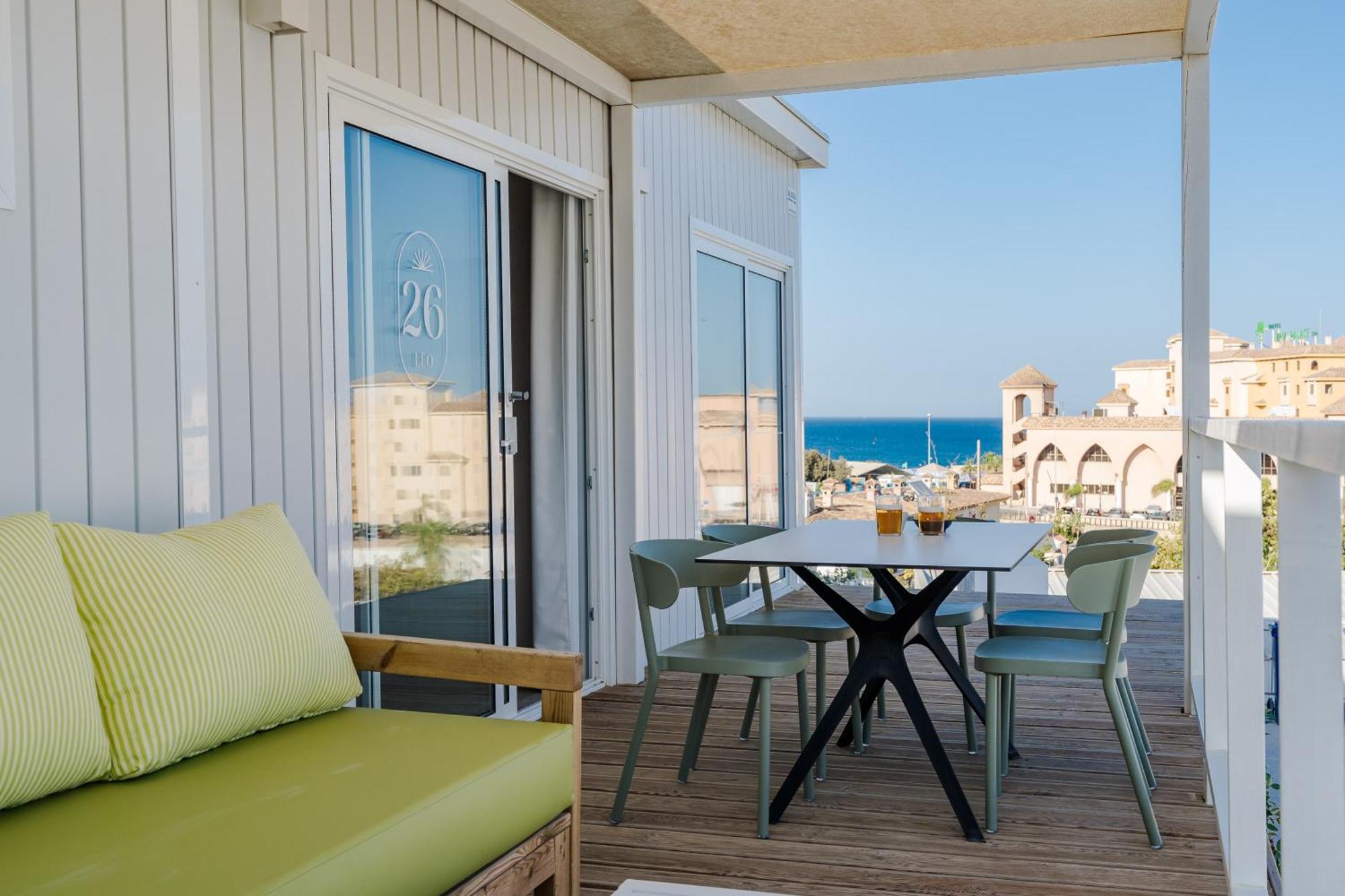Costa Del Sol Glamping Village Фуэнхирола Экстерьер фото