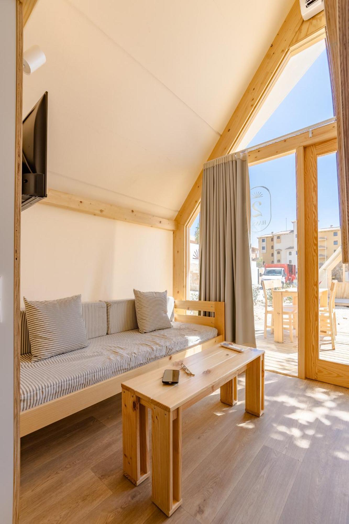 Costa Del Sol Glamping Village Фуэнхирола Экстерьер фото