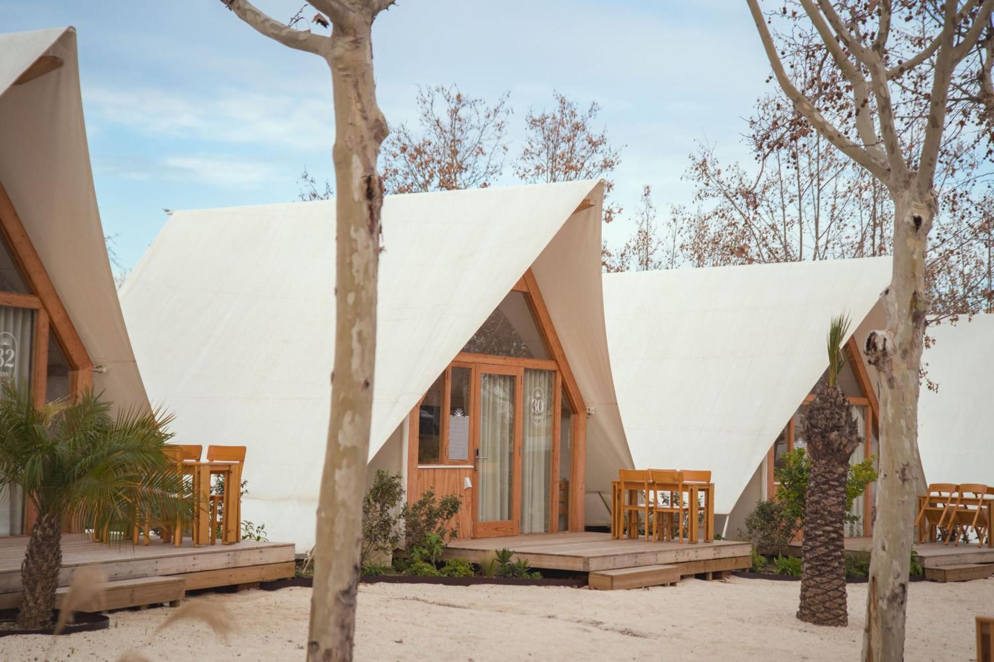 Costa Del Sol Glamping Village Фуэнхирола Экстерьер фото