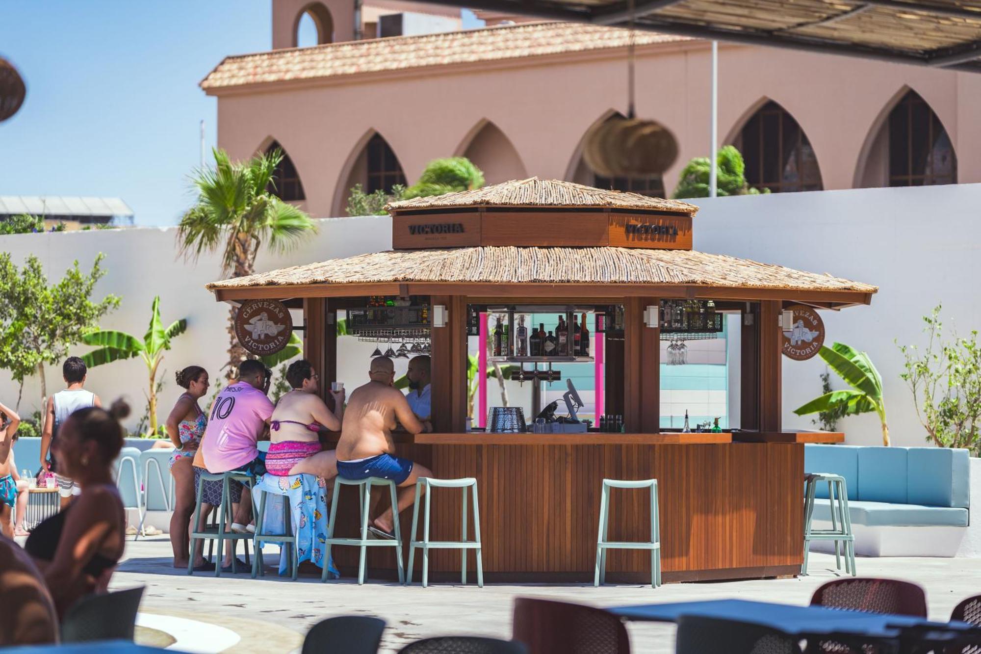 Costa Del Sol Glamping Village Фуэнхирола Экстерьер фото