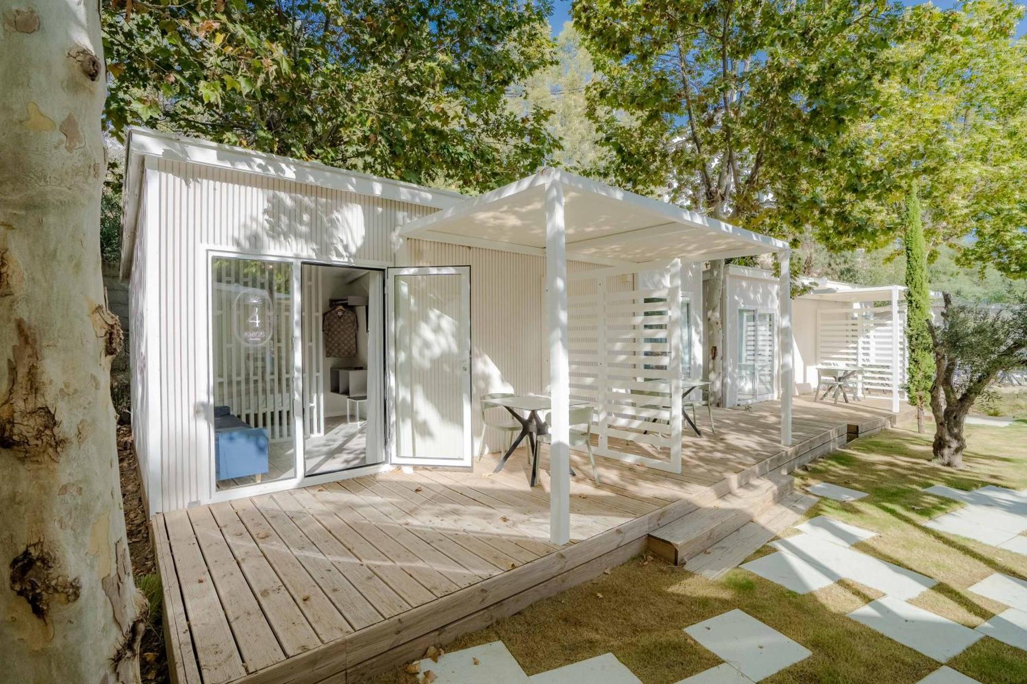 Costa Del Sol Glamping Village Фуэнхирола Экстерьер фото