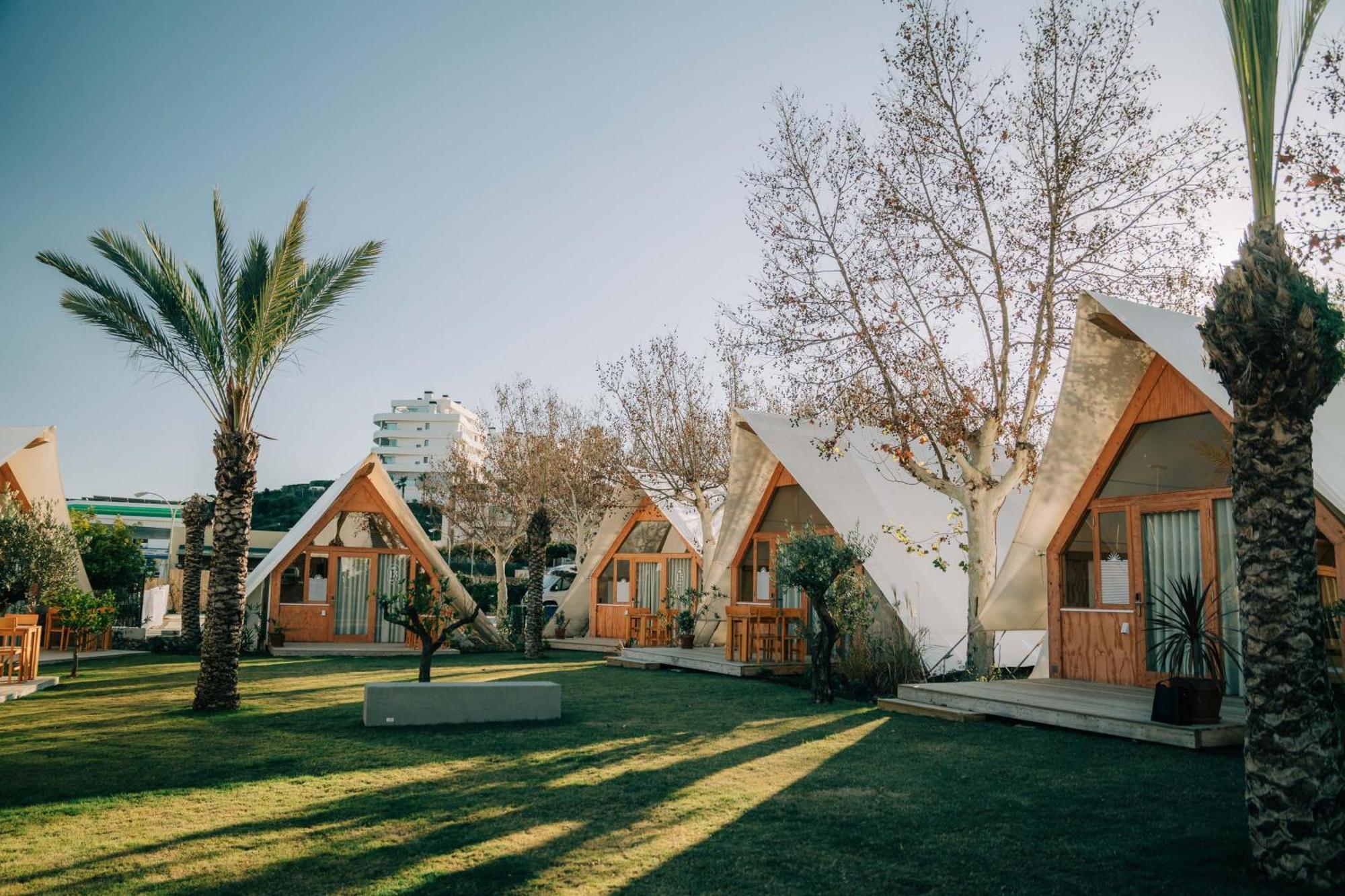 Costa Del Sol Glamping Village Фуэнхирола Экстерьер фото